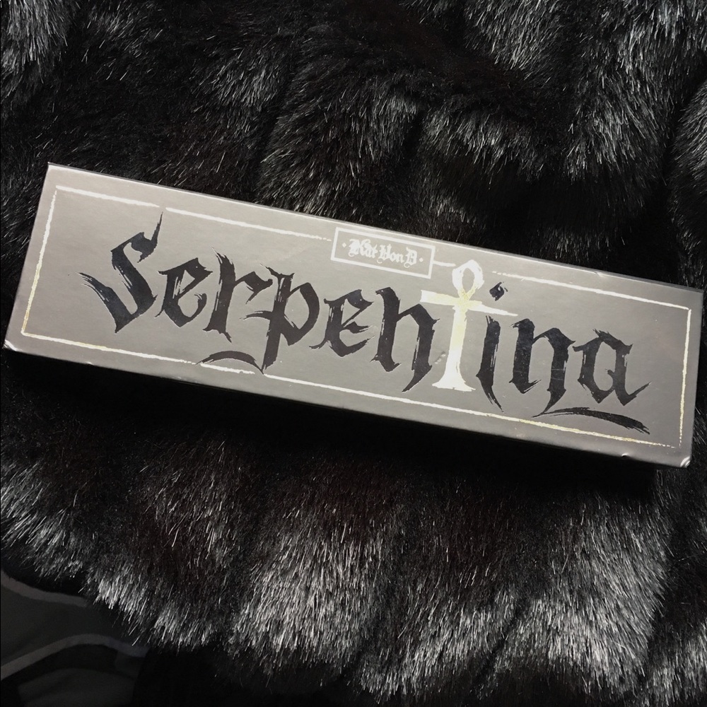 Limited Edition Kat Von D Serpentina Palette